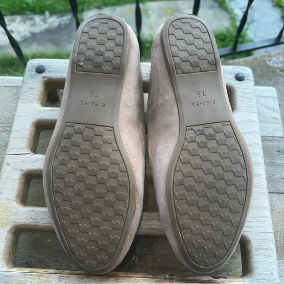 Birdies Shoes Womens 7.5 Tan Suede Leather Flats Quilted Lining Slip Resisitant - Picture 9 of 11